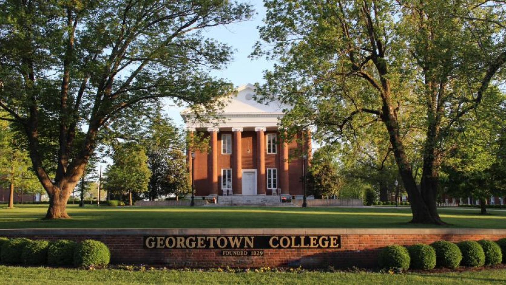 Giddings Lawn