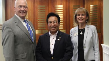 Mayor Tom Prather, Mayor Masayoshi Yamashita, and Dr. Rosemary Allen